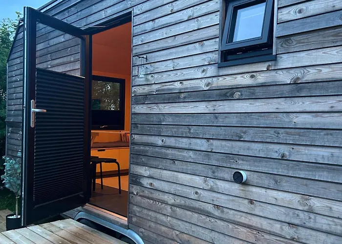 Modern Tiny House With Wood Stove, Nature Escape Near Oslo Holiday home